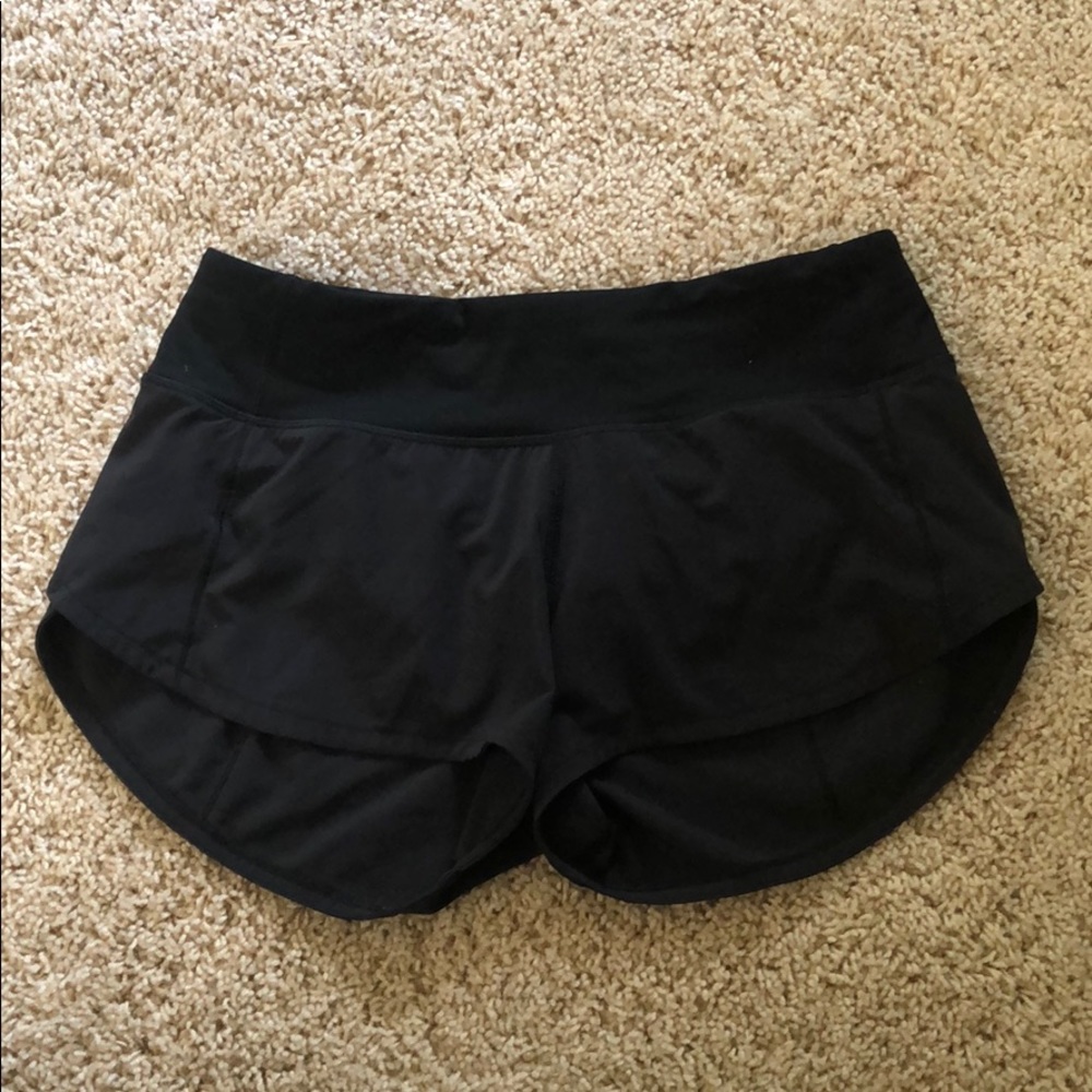 black lululemon speed up shorts 2”